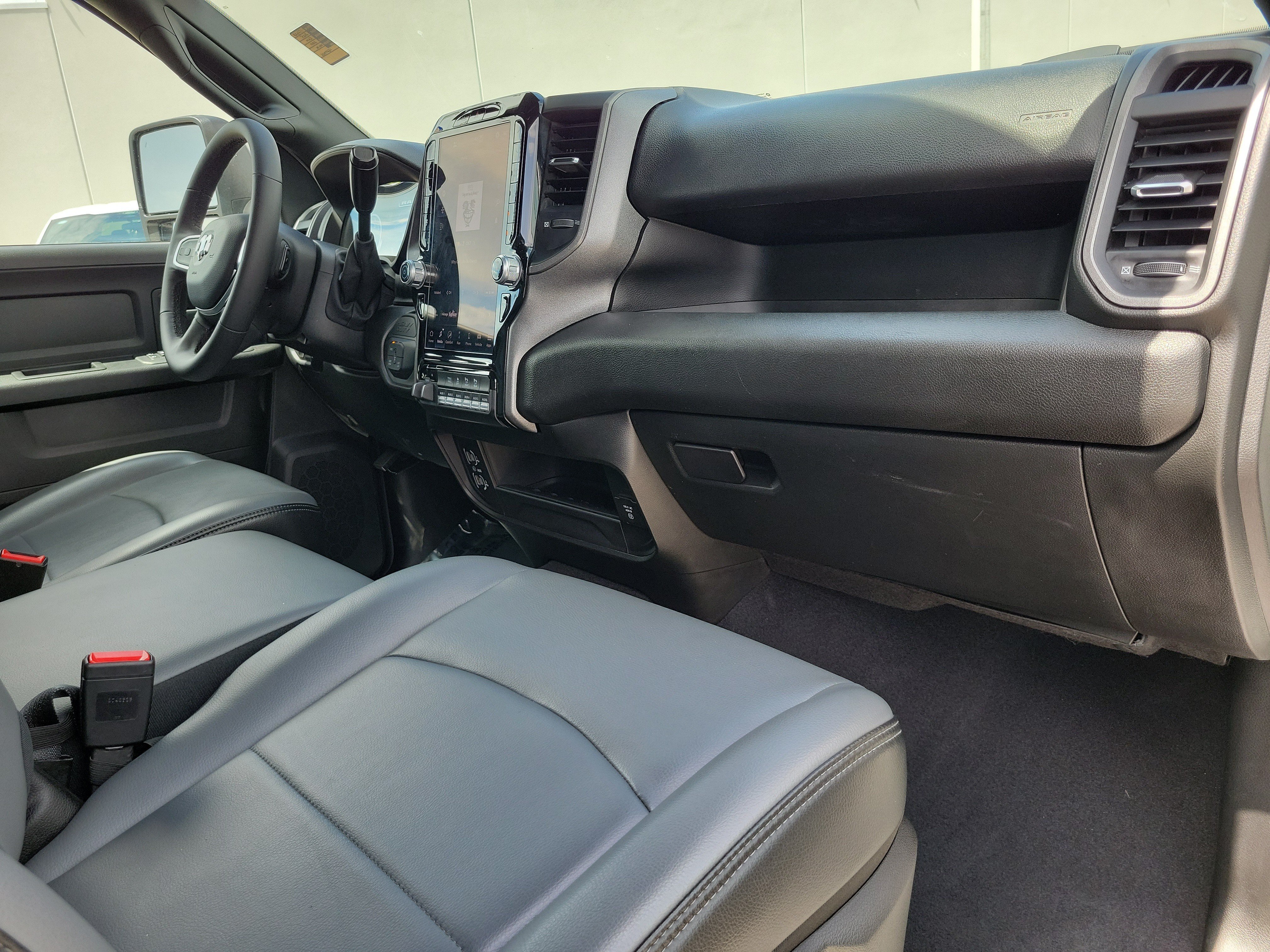 Used 2025 RAM 2500 Tradesman w/ Safety Group AWD/4WD image 16