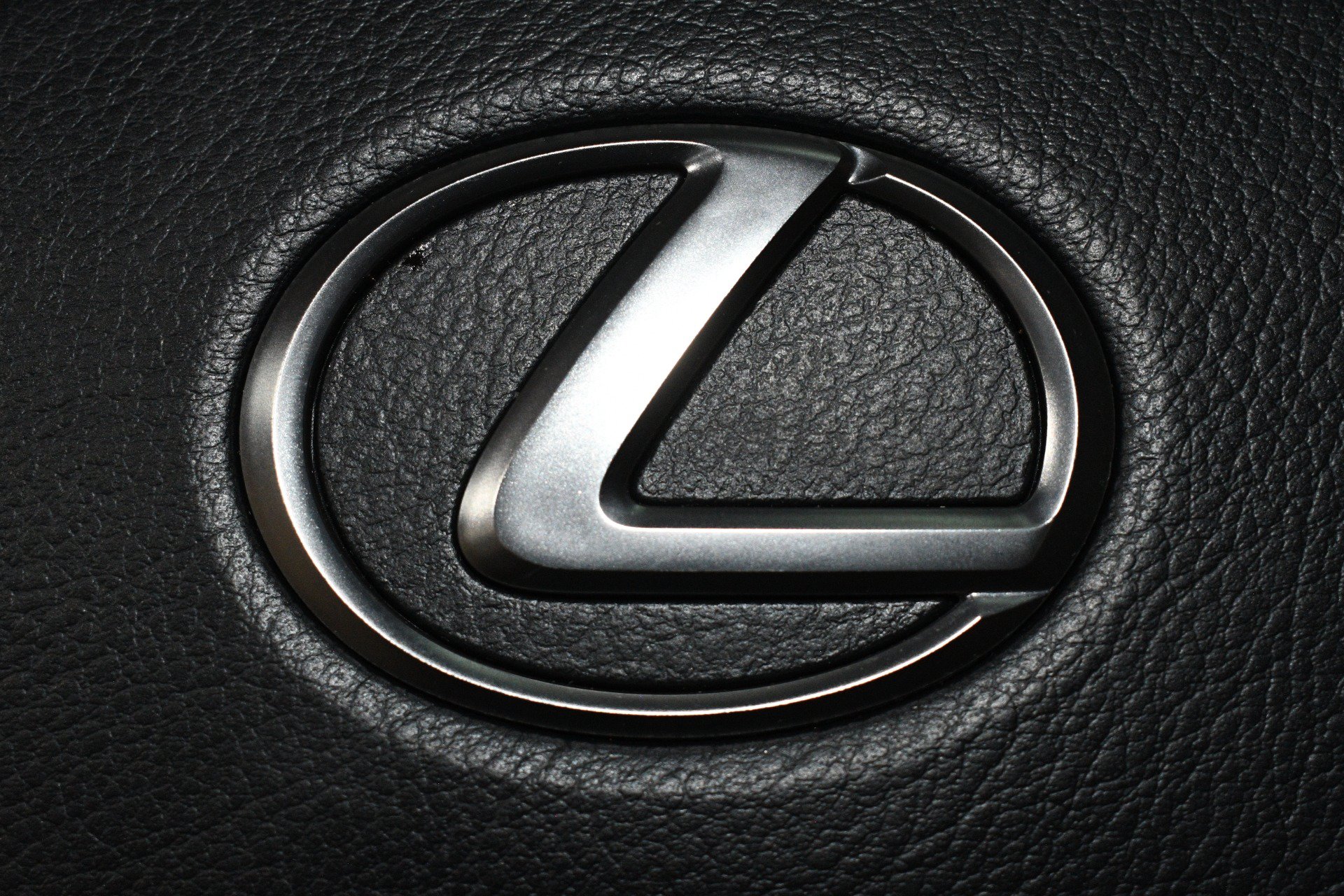 Used 2024 Lexus IS 350 F Sport RWD image 29