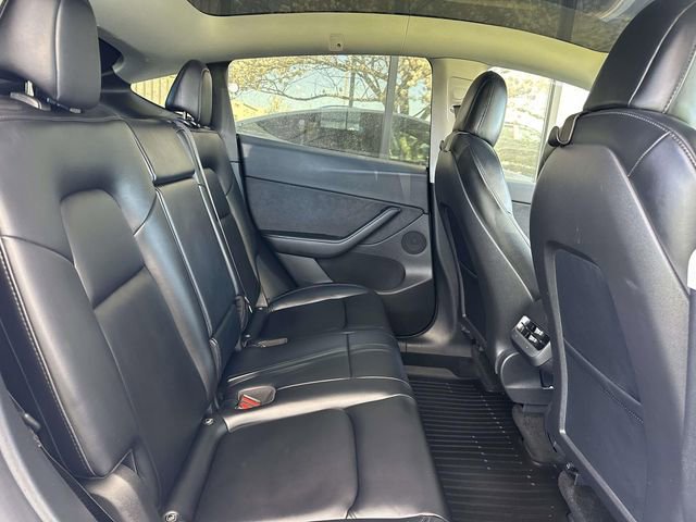 Used 2021 Tesla Model Y Long Range image 10