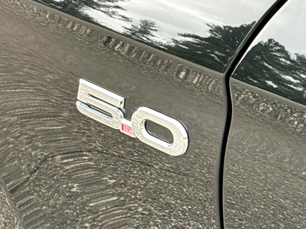 Used 2020 Ford Mustang Premium RWD image 13