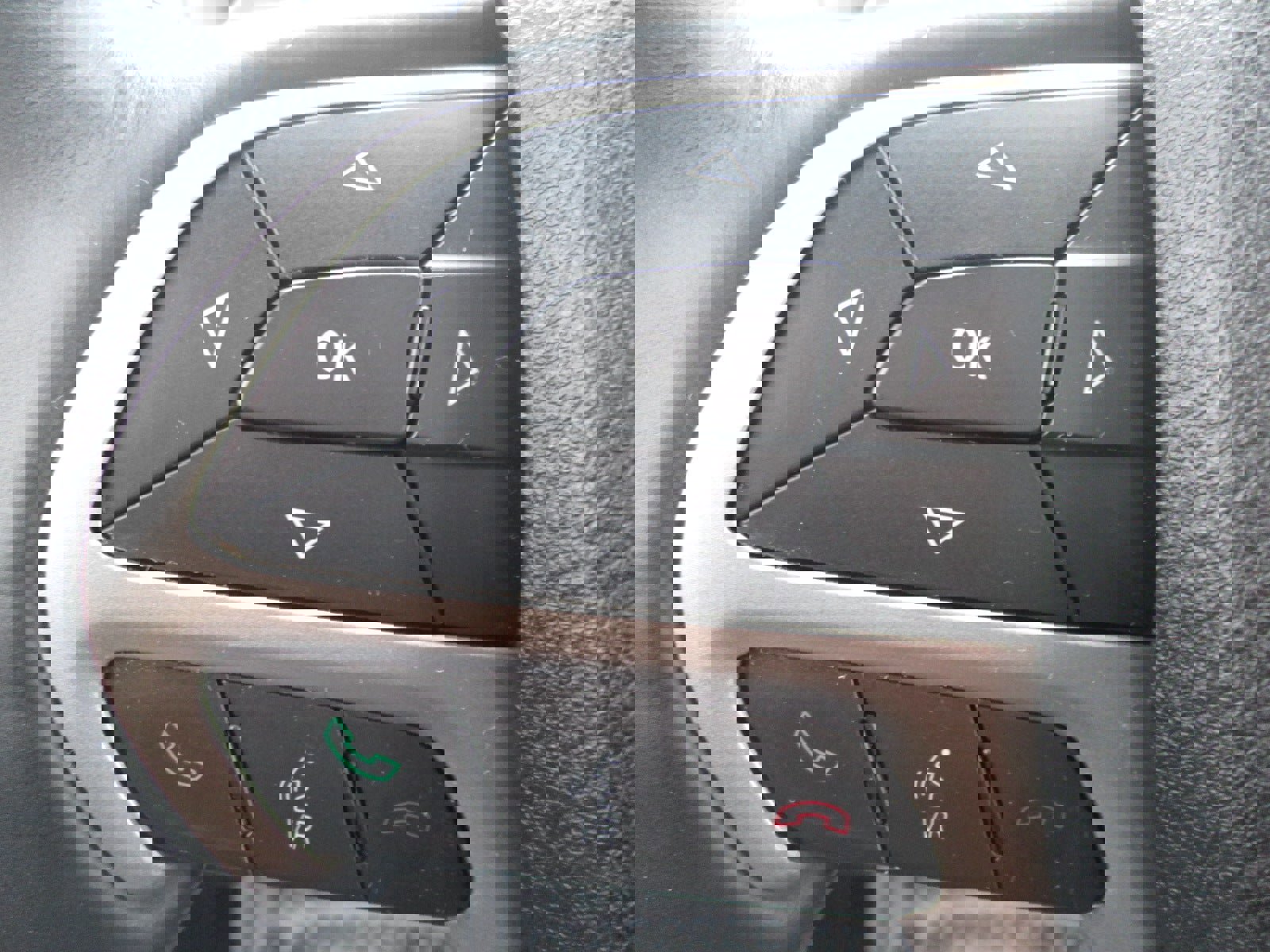 Used 2014 Jeep Grand Cherokee Limited w/ Trailer Tow Group IV image 14