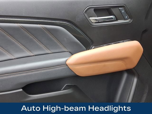 Used 2024 GMC Canyon AT4 image 16