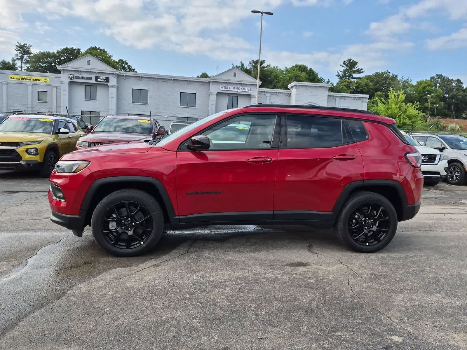 New 2026 Jeep Compass Latitude AWD/4WD image 3