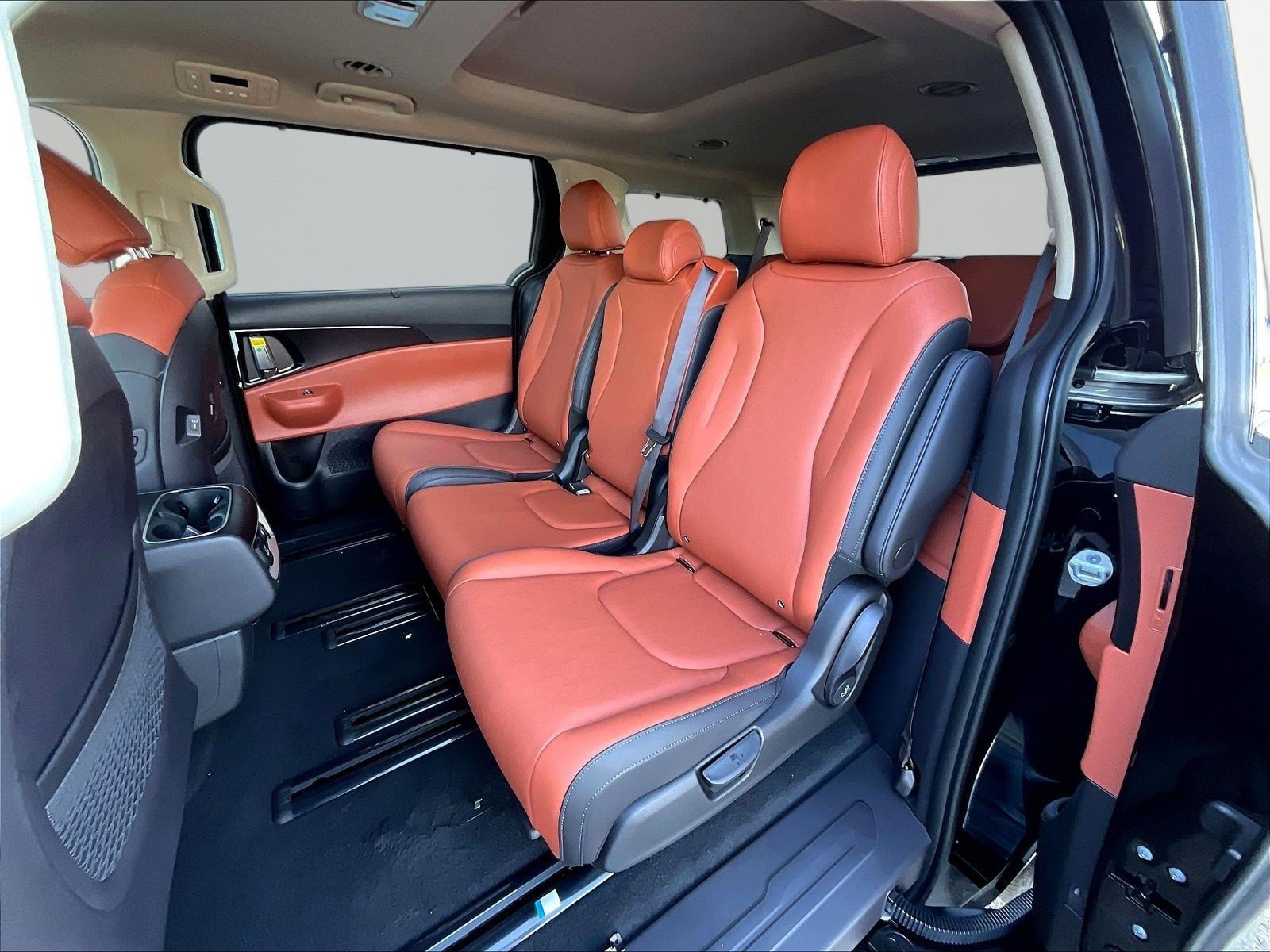 New 2027 Kia Carnival SX FWD image 18