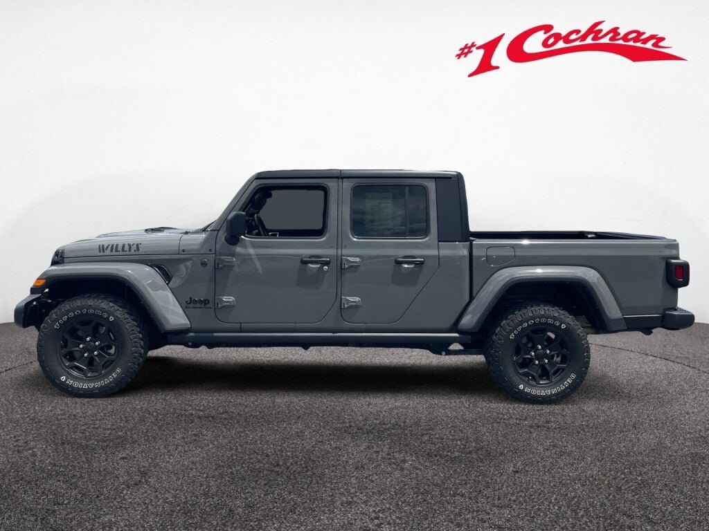 Used 2022 Jeep Gladiator Sport AWD/4WD image 23