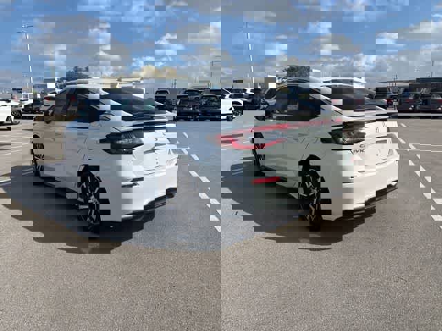 Used 2024 Honda Civic LX image 3