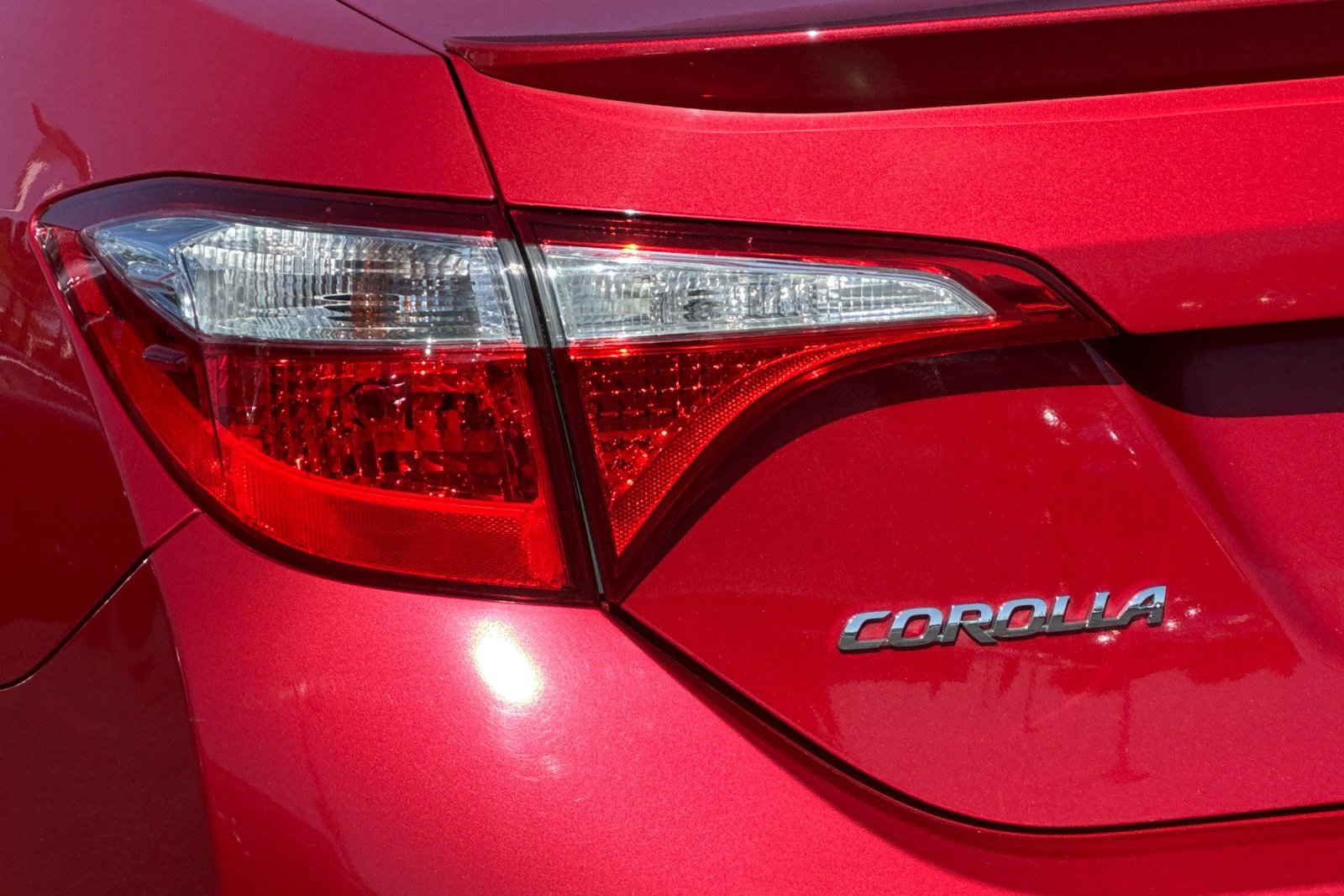 Used 2014 Toyota Corolla S FWD image 12