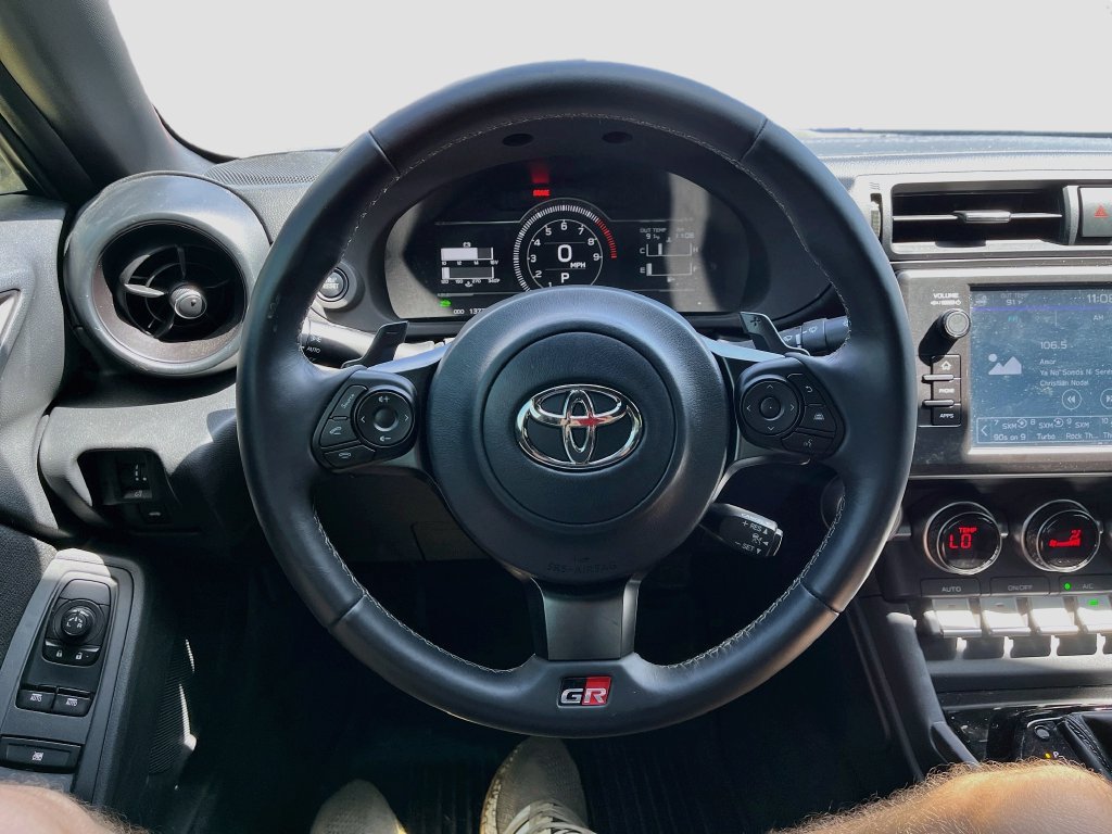 Used 2025 Toyota GR86 w/ ALL Weather Mat Package (TMS) RWD image 11