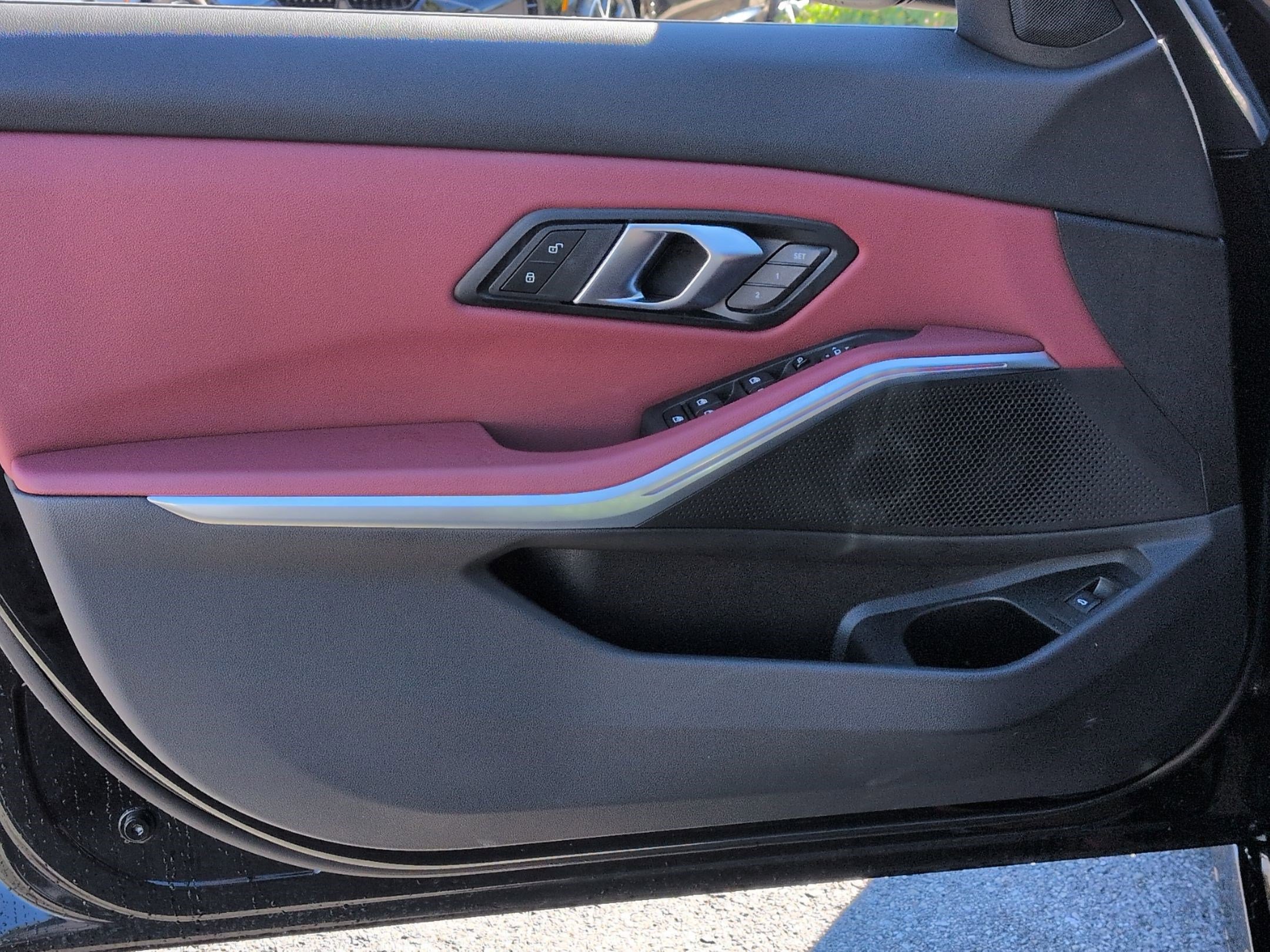 Used 2025 BMW 330i Sedan w/ Convenience Package image 14