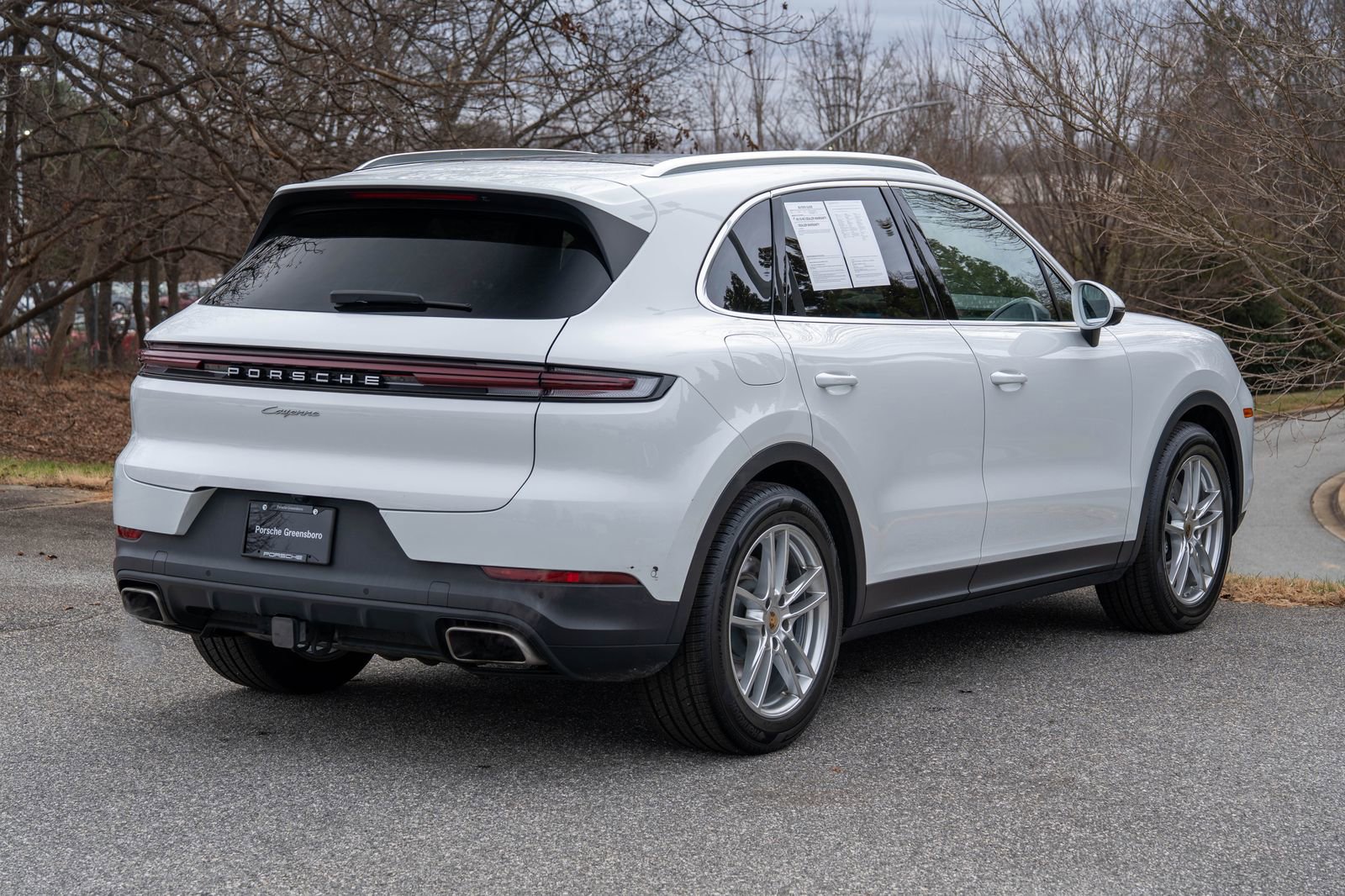 Certified 2024 Porsche Cayenne image 7