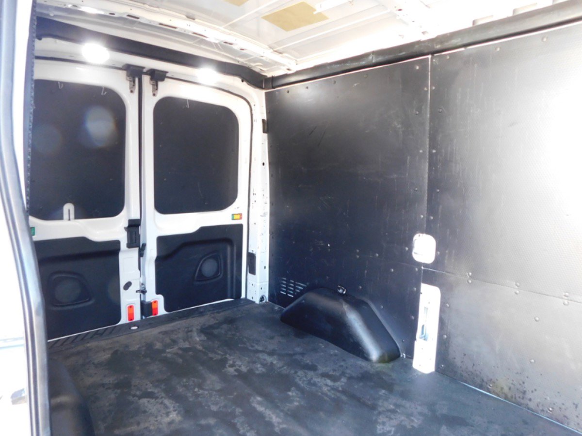 Used 2019 Ford Transit 150 130 Medium Roof RWD image 27
