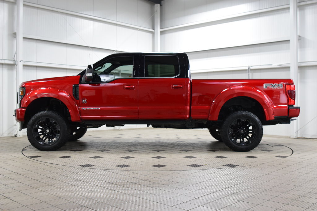 Used 2022 Ford F250 Lariat w/ Black Appearance Package AWD/4WD image 4