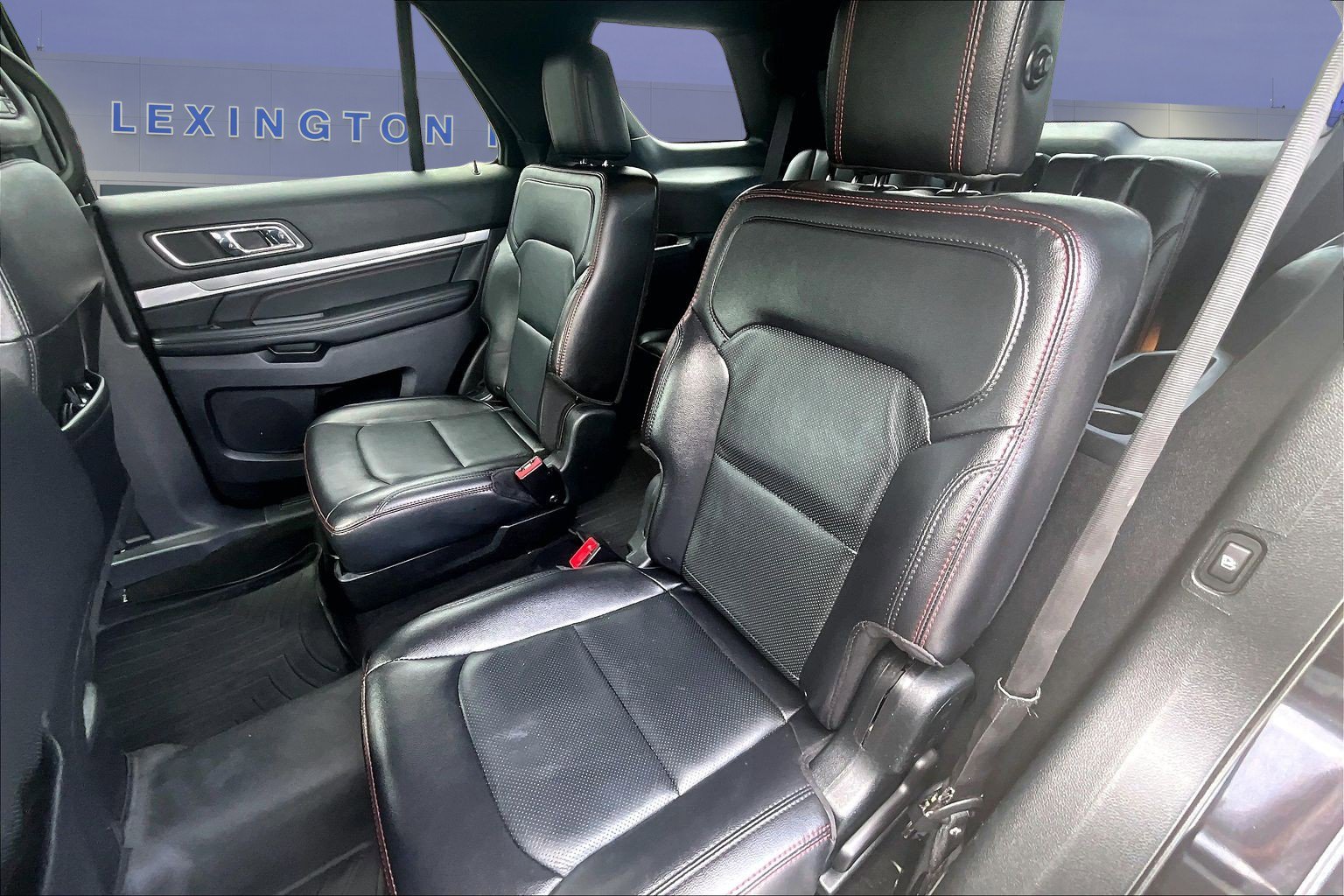 Used 2019 Ford Explorer Sport w/ Equipment Group 401A AWD/4WD image 22