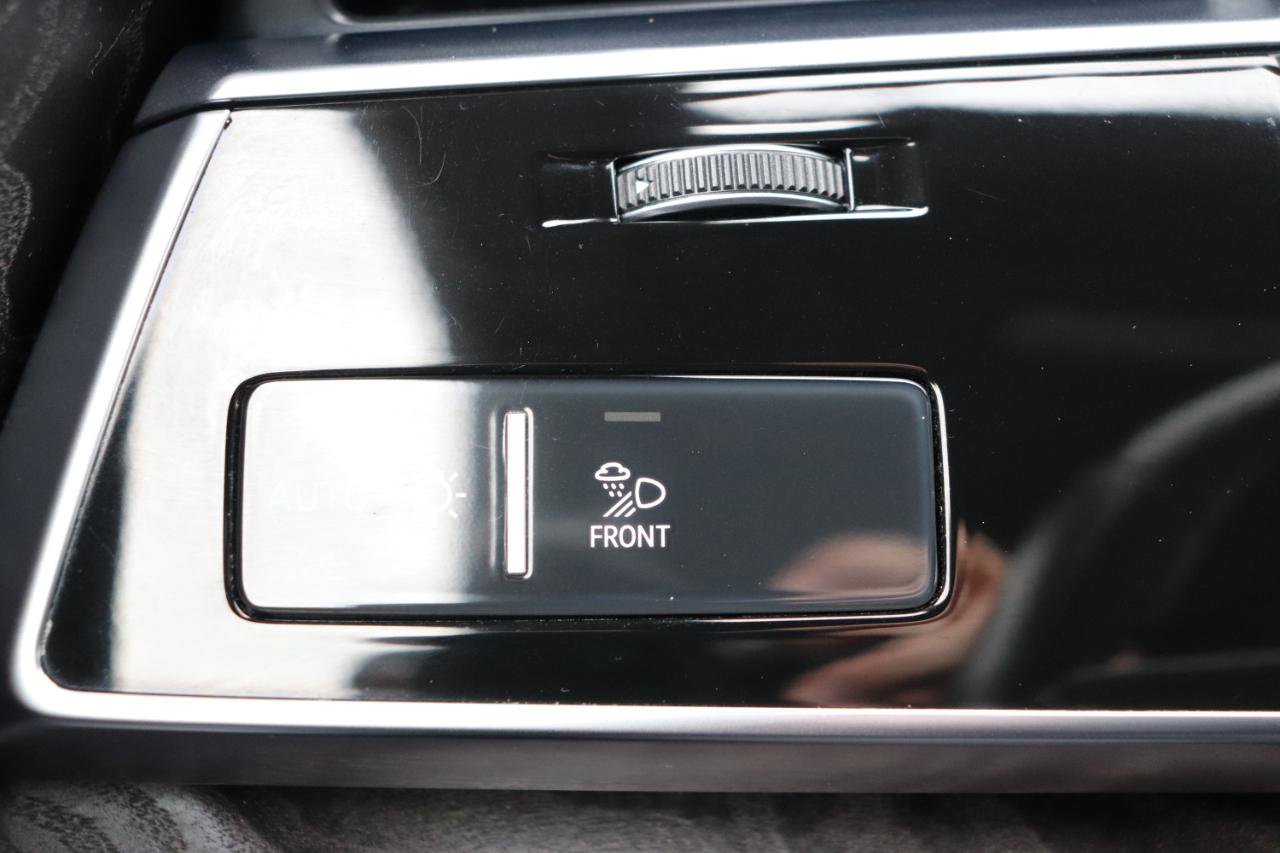 Used 2019 Audi Q8 Prestige image 54