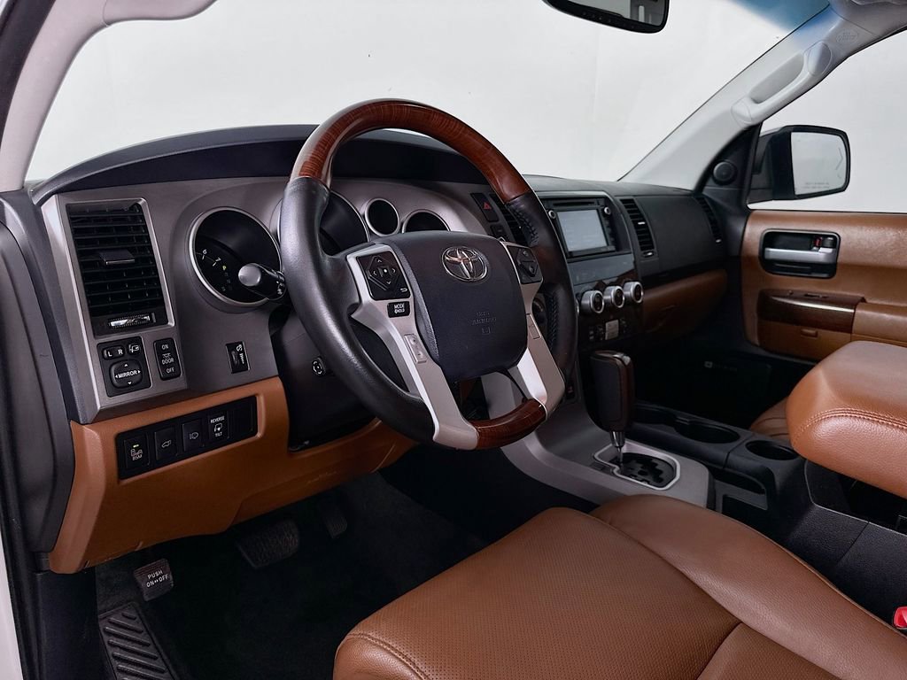Used 2016 Toyota Sequoia Platinum image 9
