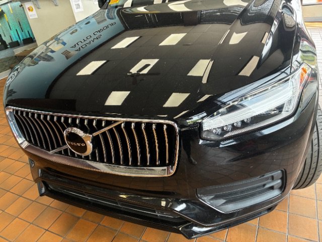 Used 2020 Volvo XC90 T5 Momentum w/ Protection Package Premier FWD image 9