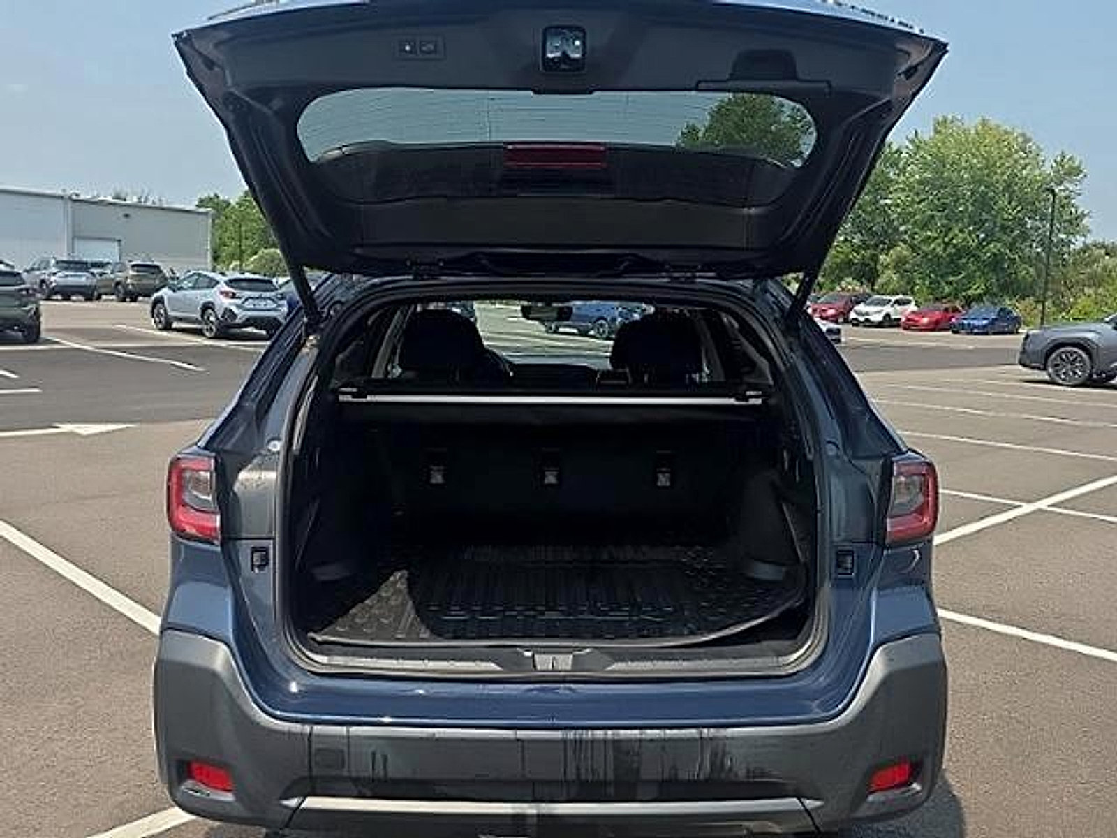 Certified 2024 Subaru Outback Premium AWD/4WD image 6