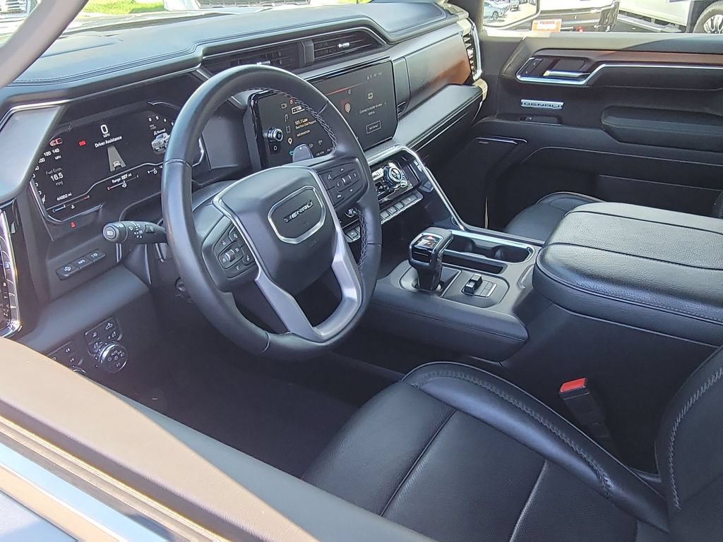 Used 2024 GMC Sierra 1500 Denali w/ Denali Reserve Package AWD/4WD image 10