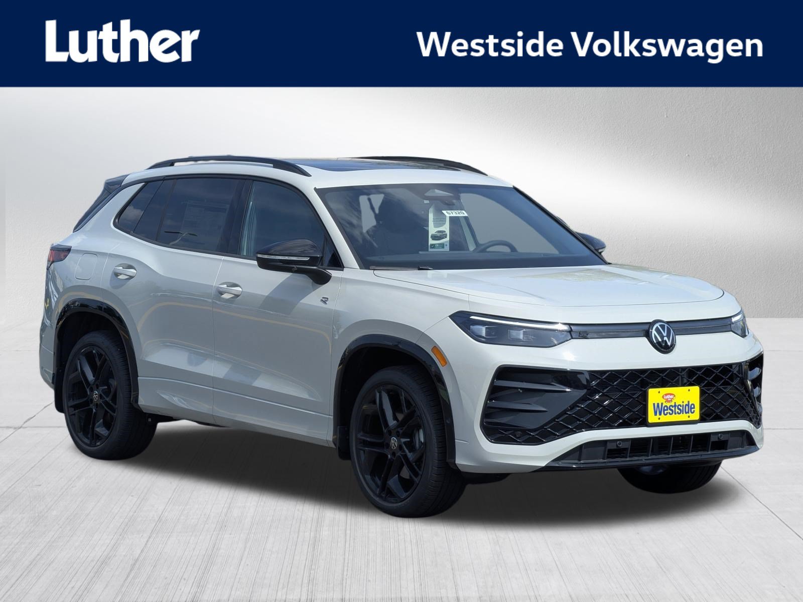 New 2026 Volkswagen Tiguan SE R-Line AWD/4WD image 1