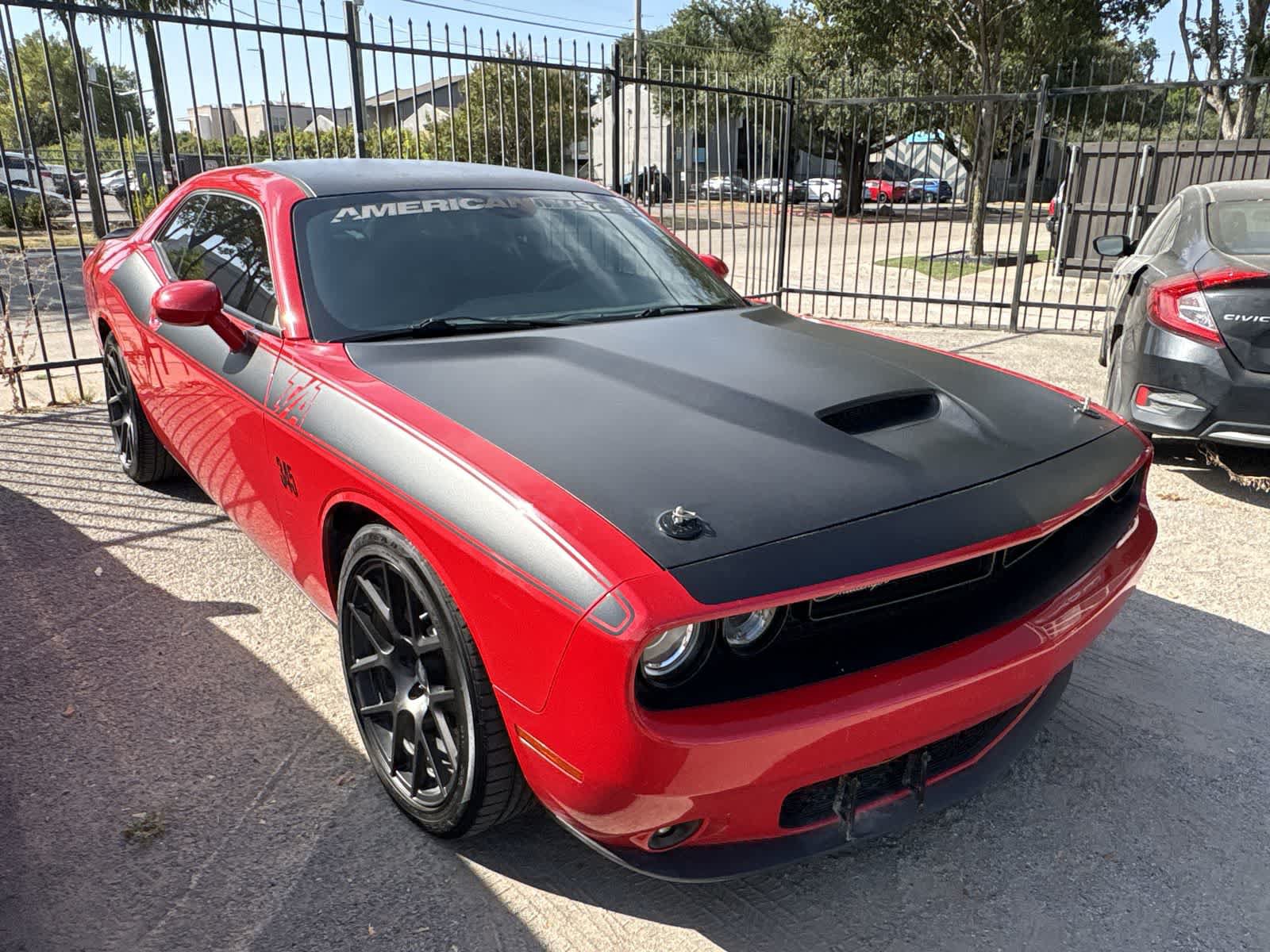 Used 2017 Dodge Challenger R/T w/ Quick Order Package 22P T/A RWD image 8