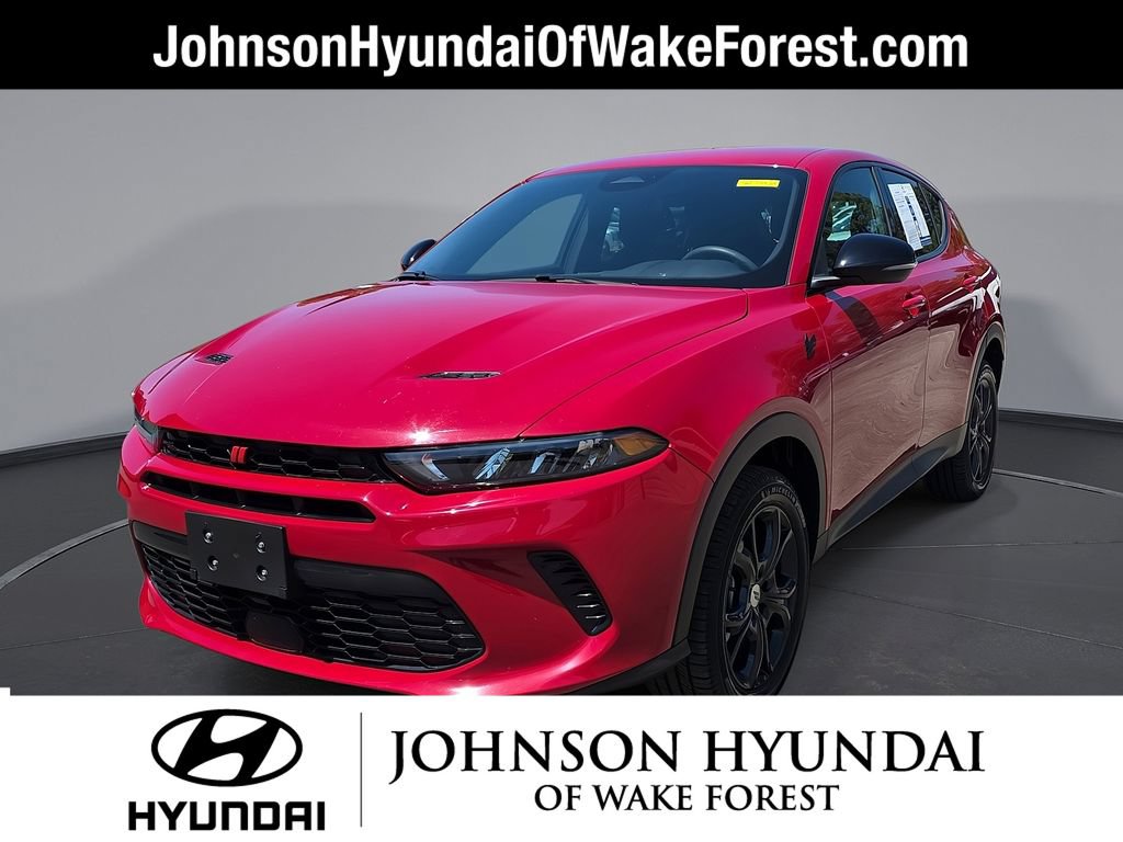 Used 2023 Dodge Hornet GT w/ GT Blacktop Package AWD/4WD image 1