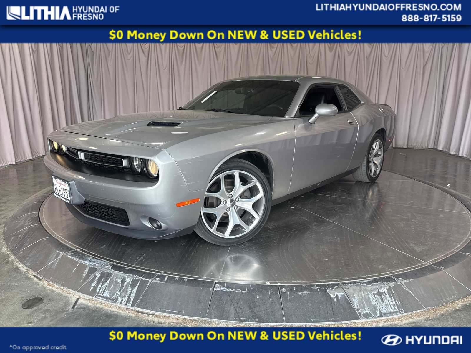 Used 2016 Dodge Challenger SXT Plus image 1
