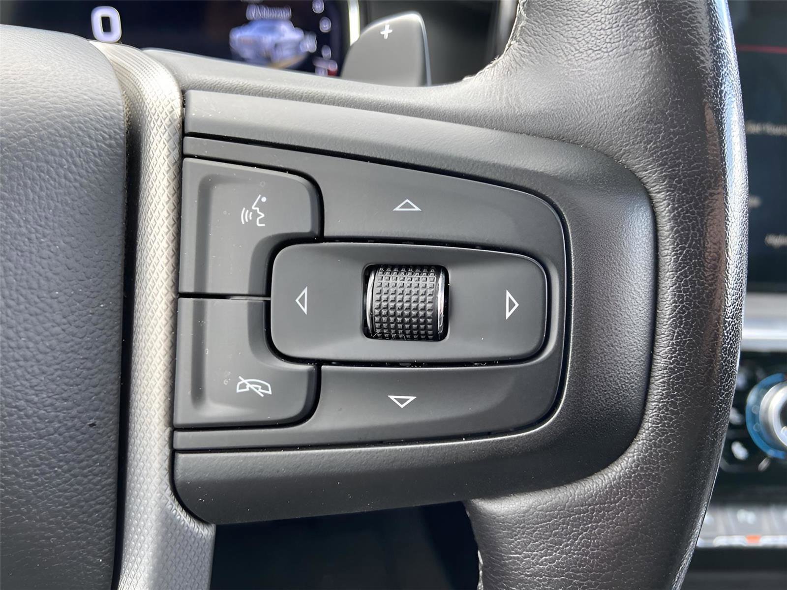 Used 2023 GMC Sierra 1500 Denali image 30