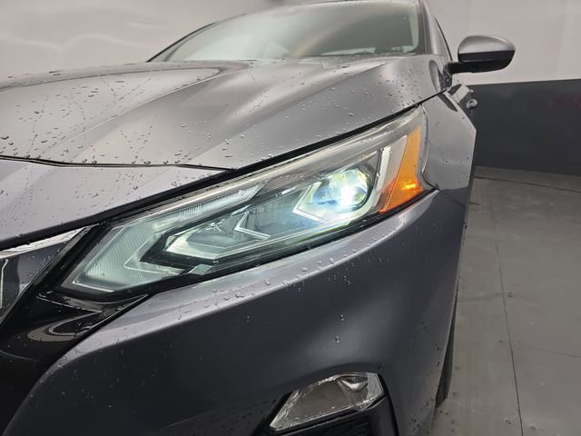 Used 2022 Nissan Altima 2.5 SV image 14
