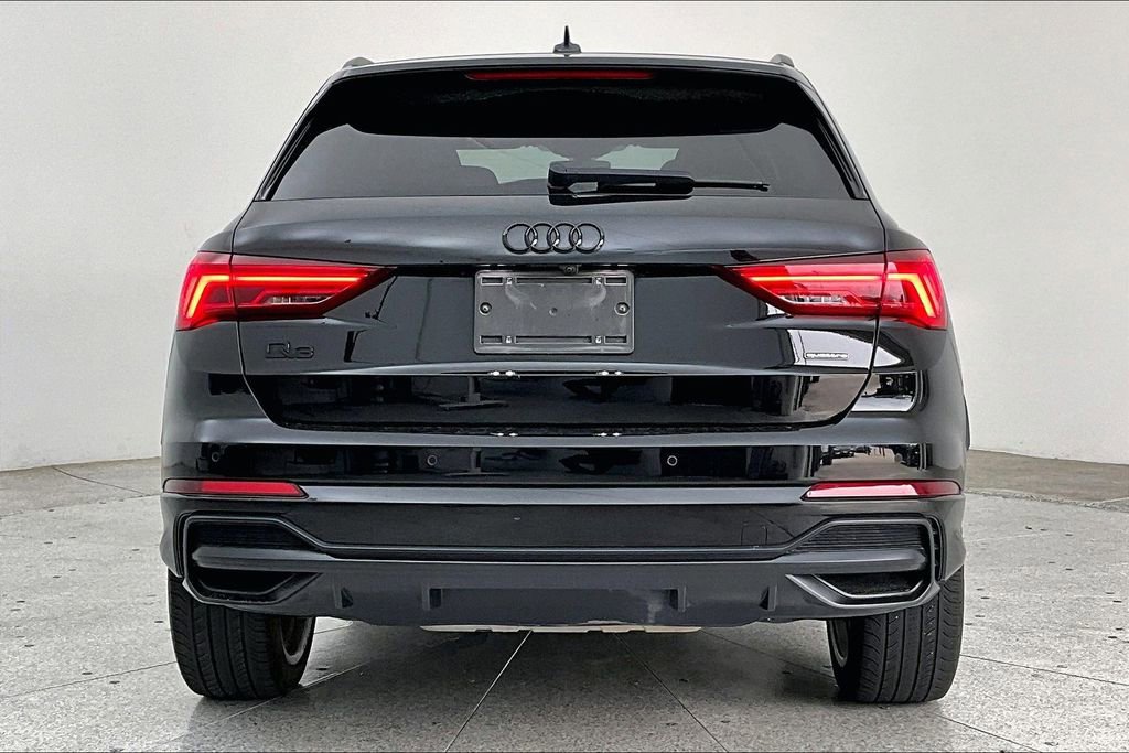 Used 2021 Audi Q3 2.0T Premium Plus w/ Premium Plus Package AWD/4WD image 6