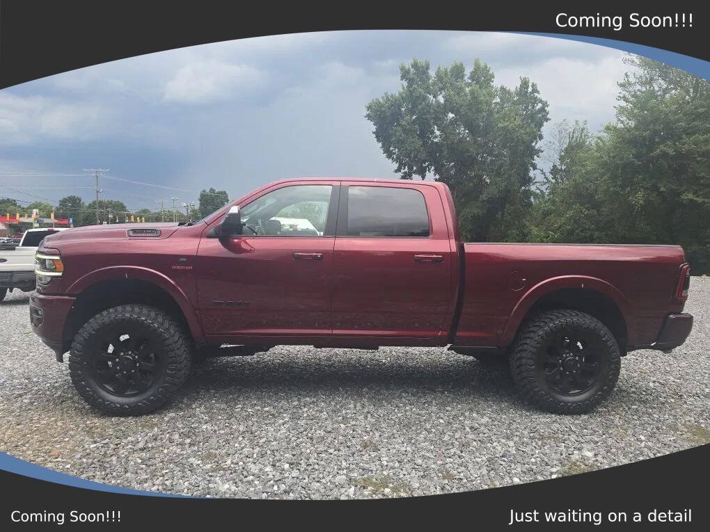 Used 2022 RAM 2500 Laramie AWD/4WD image 2