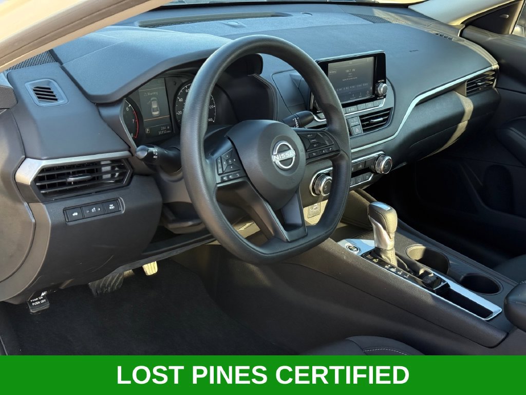 Used 2024 Nissan Altima 2.5 S FWD image 8