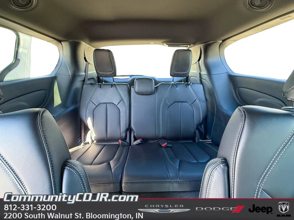 New 2026 Chrysler Voyager LX FWD image 21