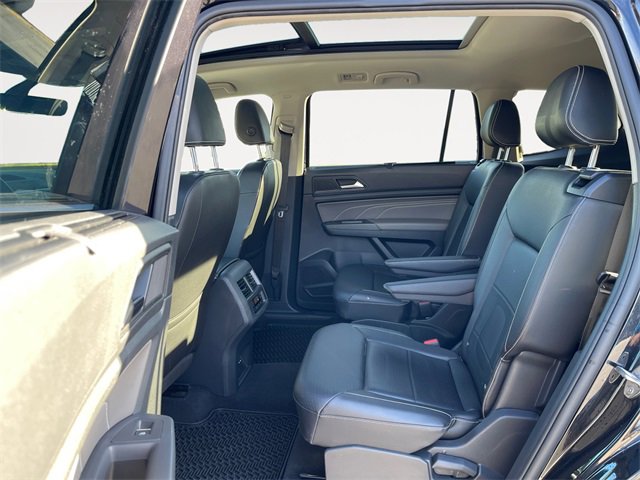 Used 2023 Volkswagen Atlas SE w/ Panoramic Sunroof Package image 13