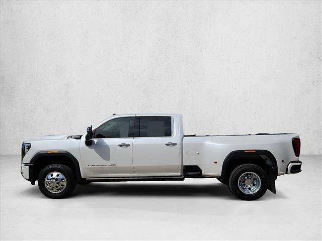 Used 2024 GMC Sierra 3500 Denali Ultimate image 8