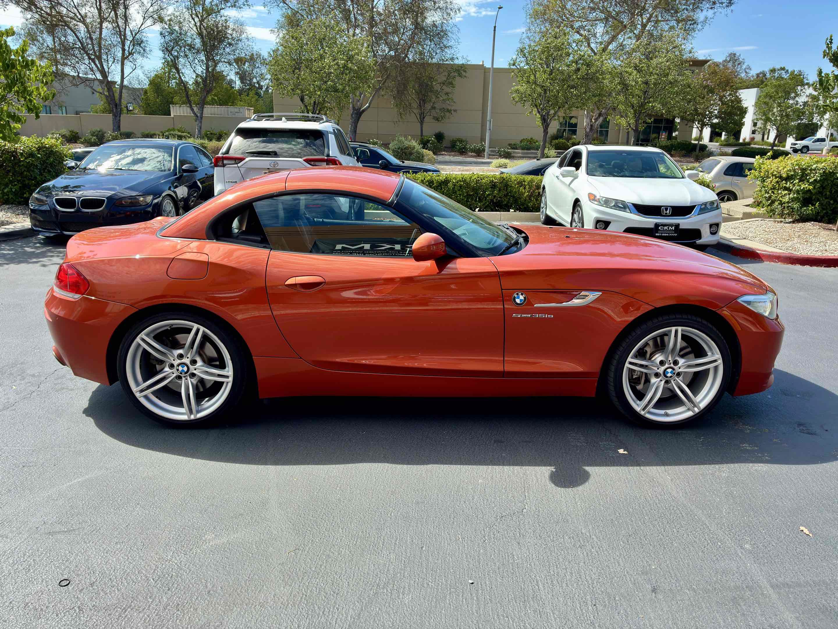 Used 2014 BMW Z4 sDrive35is RWD image 48