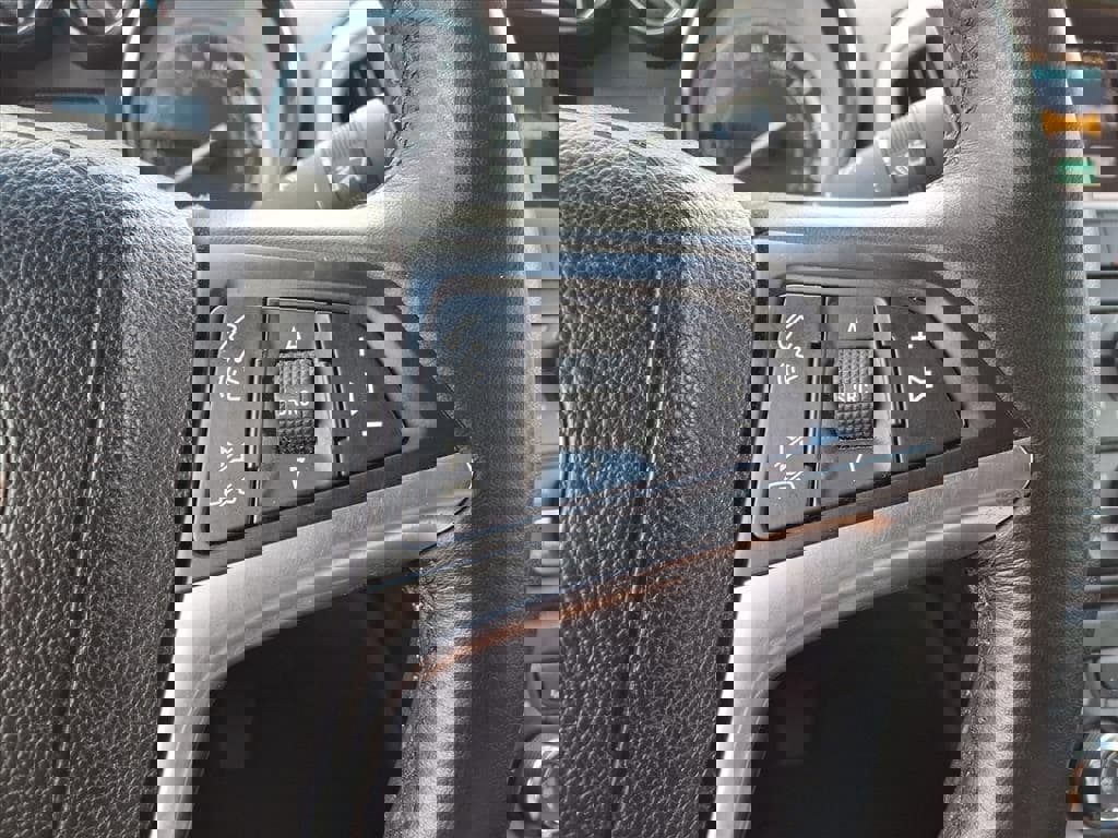 Used 2012 Buick Verano Leather FWD image 19