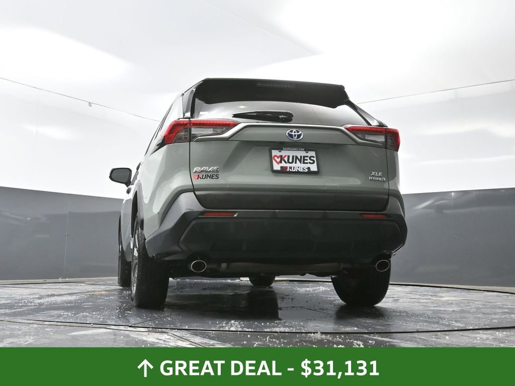 Used 2023 Toyota RAV4 XLE Premium image 58