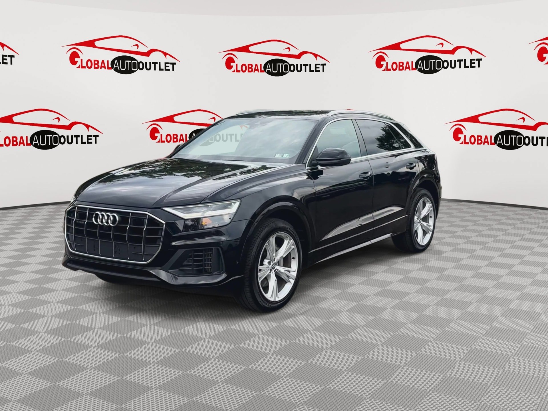 Used 2019 Audi Q8 Premium Plus AWD/4WD image 4