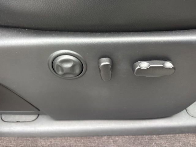 Used 2014 Chevrolet Silverado 2500 LTZ w/ LTZ Plus Package image 13