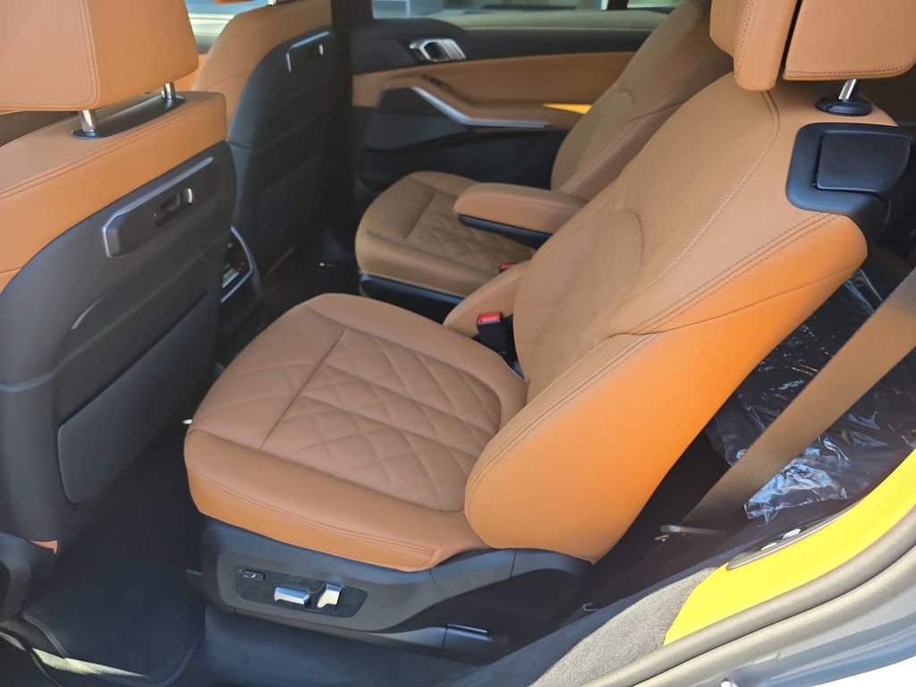 New 2026 BMW X7 xDrive40i image 10