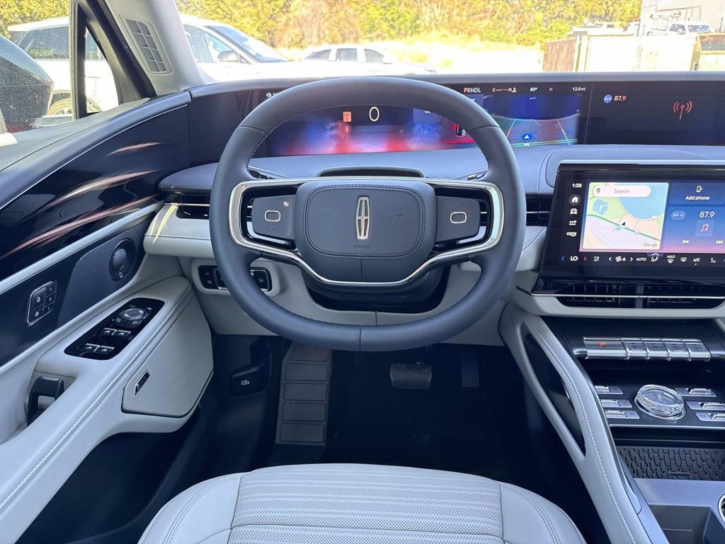 New 2026 Lincoln Nautilus Reserve image 16