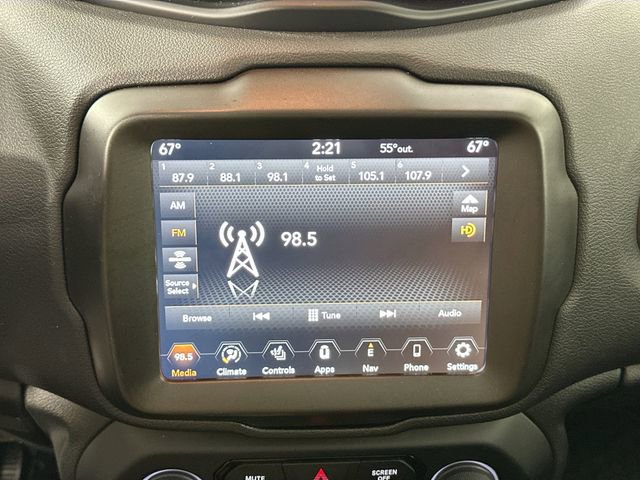 Used 2022 Jeep Renegade Altitude w/ Sun/Sound Group image 13
