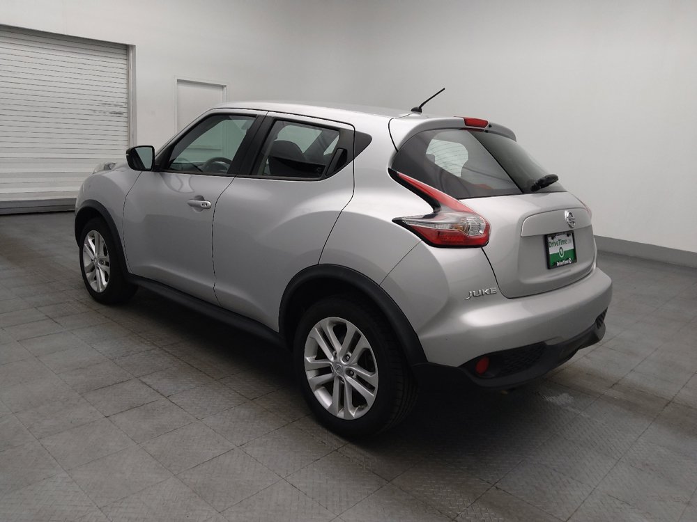 Used 2016 Nissan Juke S FWD image 3