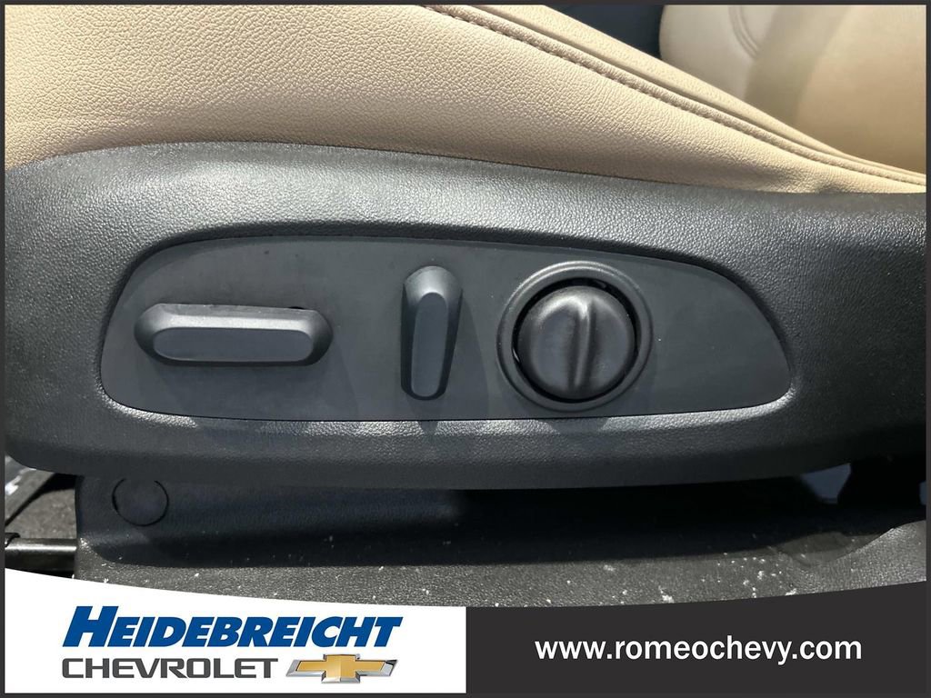 Certified 2022 Chevrolet Blazer Premier w/ LPO, Floor Liner Package image 14