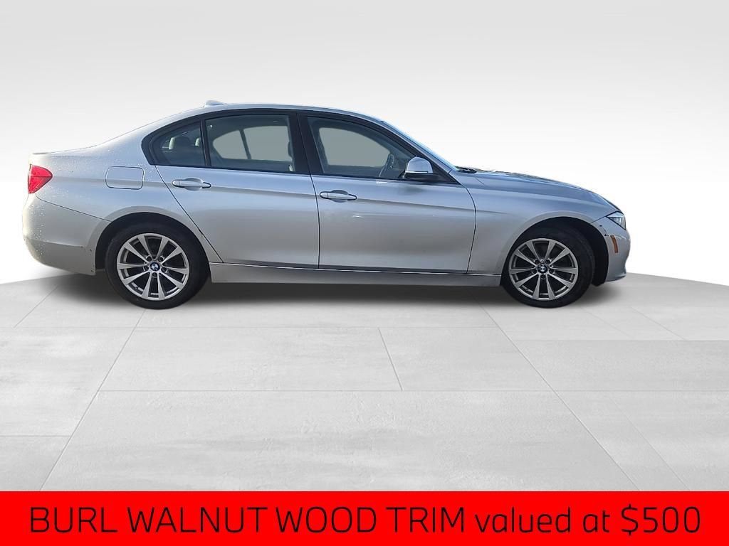 Used 2016 BMW 320i xDrive Sedan AWD/4WD image 6