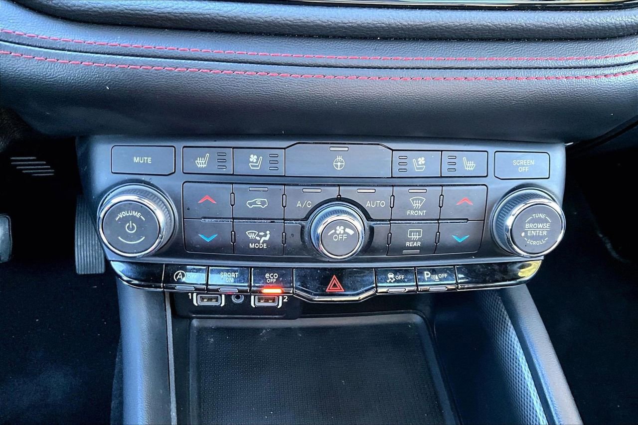 Used 2024 Dodge Durango GT image 19