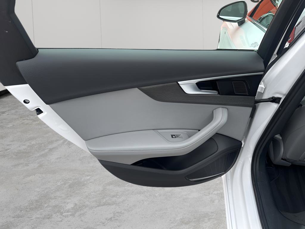 Used 2023 Audi A4 2.0T Premium Plus image 17