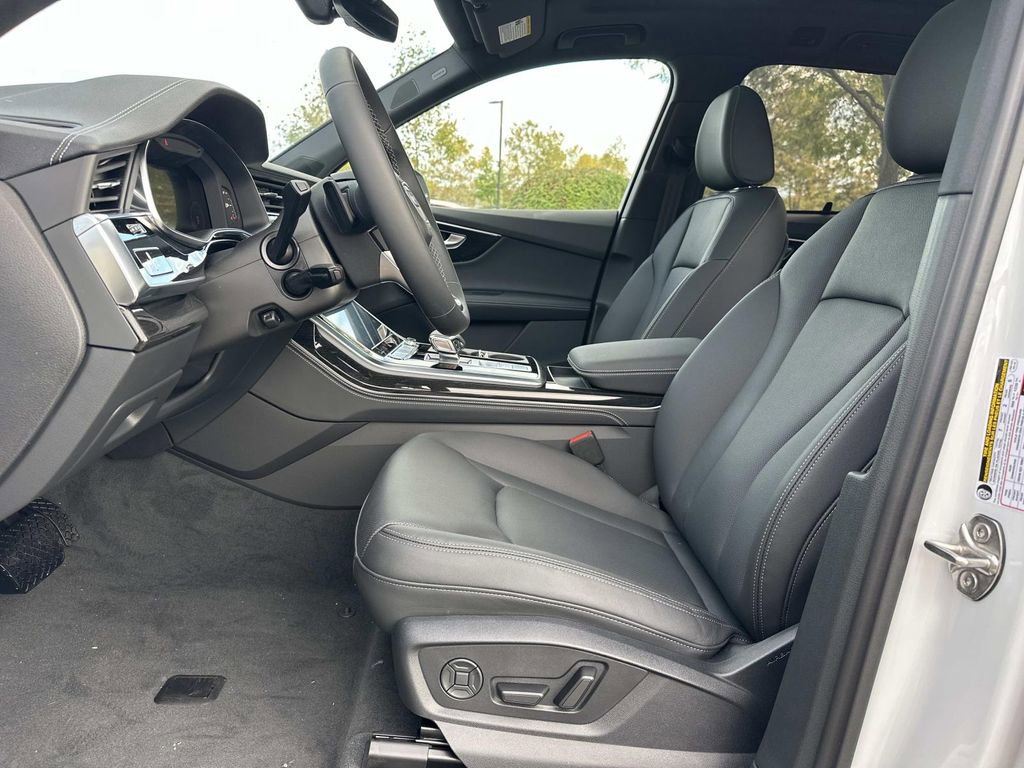 New 2025 Audi Q7 3.0T Premium Plus image 26