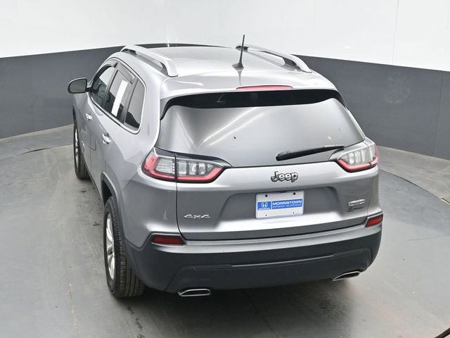Used 2019 Jeep Cherokee Latitude w/ Cold Weather Group AWD/4WD image 33