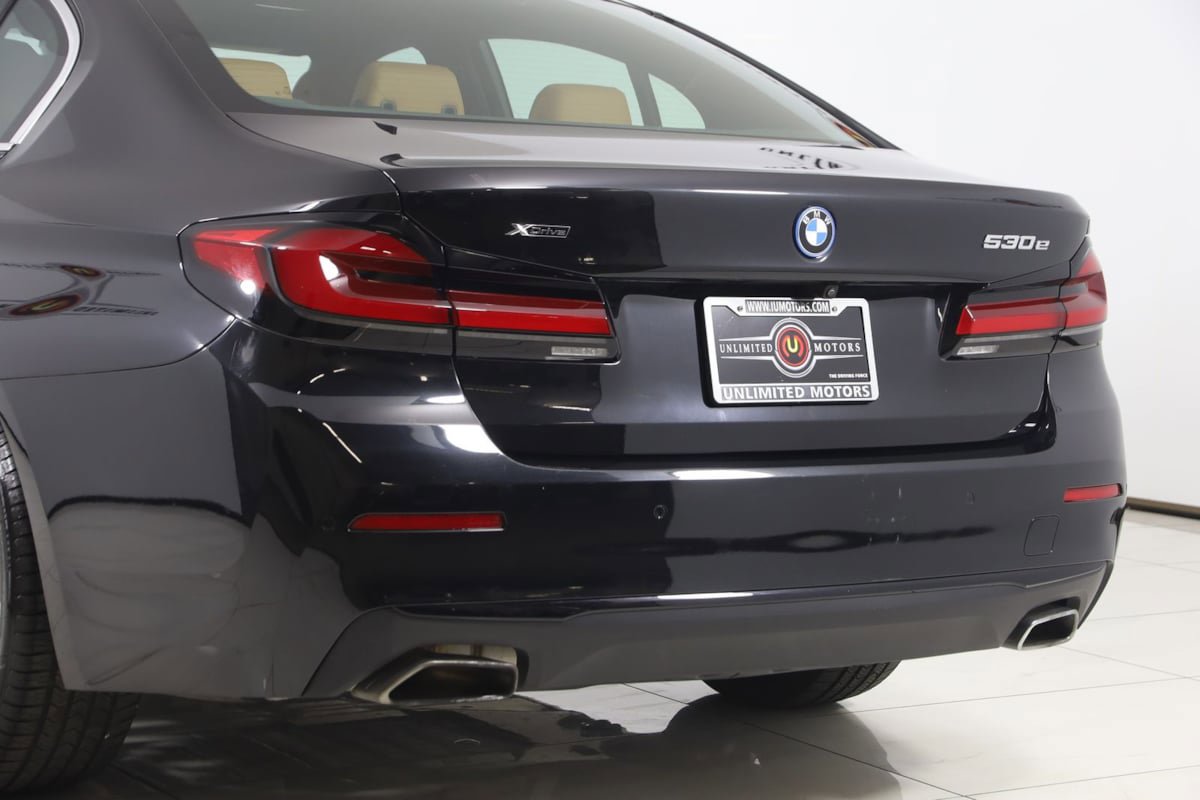 Used 2023 BMW 530e xDrive w/ Premium Package AWD/4WD image 25